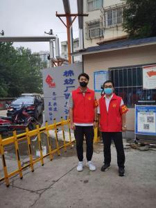 市文旅集團一線戰“疫”之：“帥飛了”組合秒變“救火勇士”，“暖心”大白全心全意為居民服務